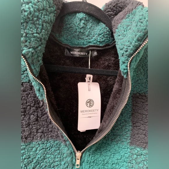 Sherpa Pullover - Picture 4 of 4